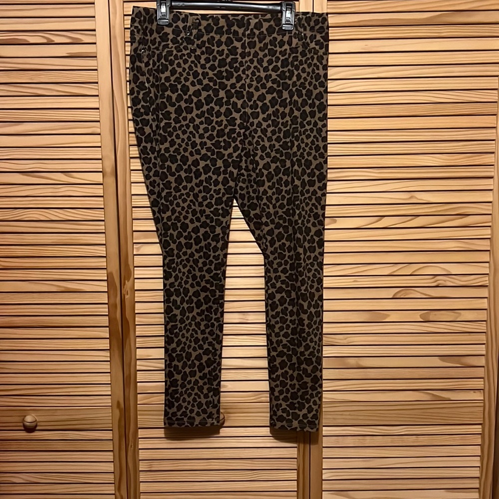 PLUS - Animal Print Jeggings
